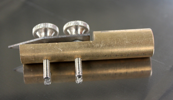 如何用JF-6型氧指数测定仪触摸屏控制（带排烟通风橱）进行沥青的氧指数试验？